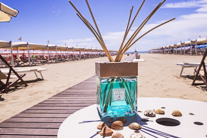 A 1000 times more enjoyment of the sea, with our new home fragrance diffuser format.