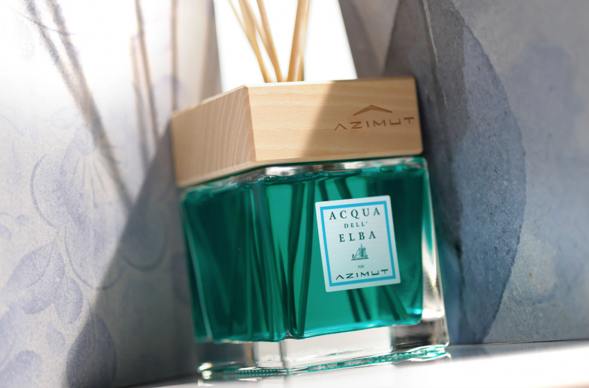 Azimut, the essence of sea life in a room diffuser